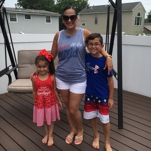 Meet your Posher, Dana